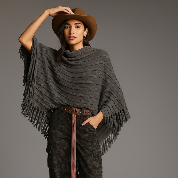 Knit Poncho Asymmetrical Pleated Hand Made Charcoal Grey Fringe Long - Picture 1 of 10